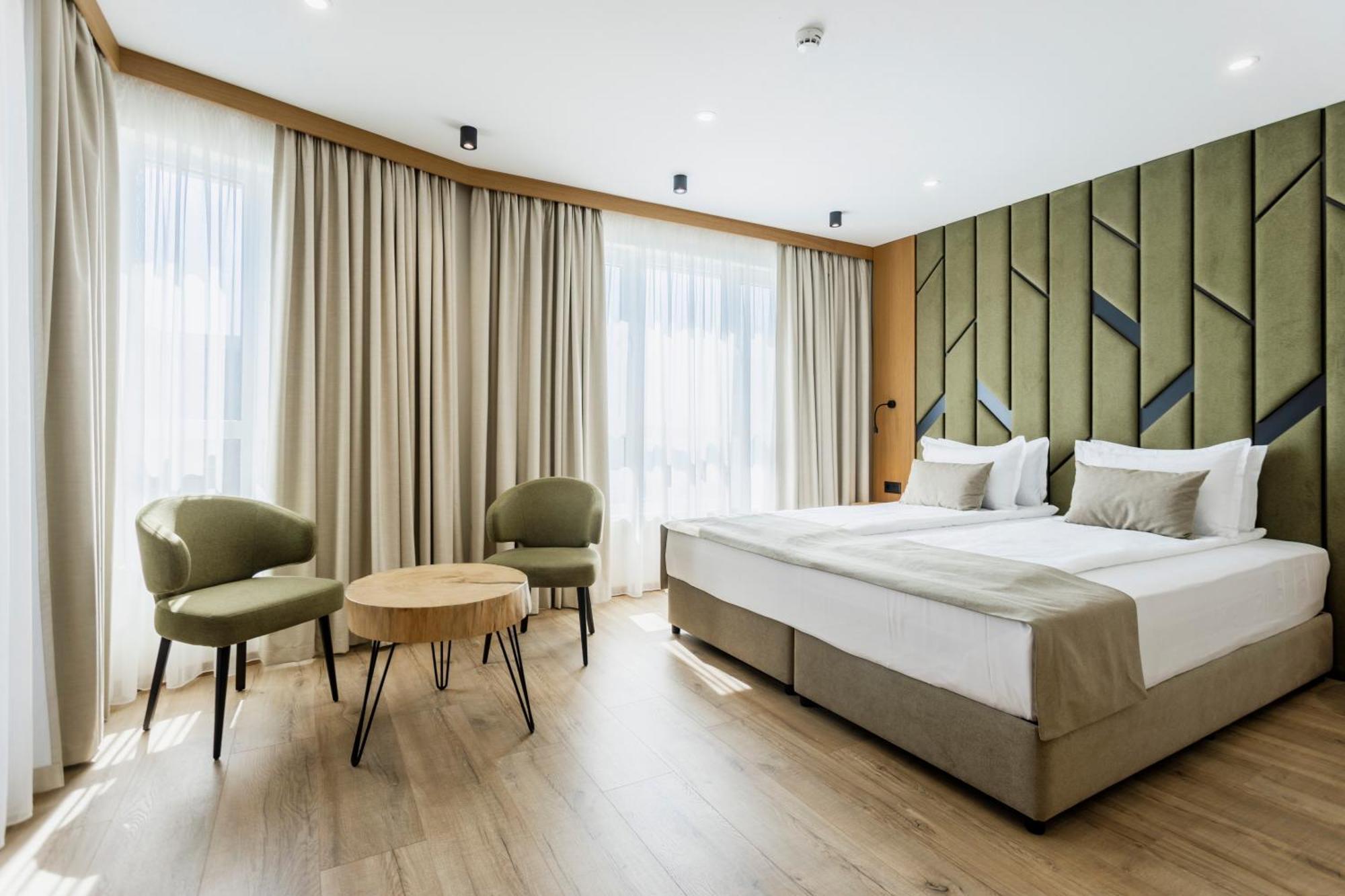 Natura All Seasons Boutique Hotel Burgas ภายนอก รูปภาพ