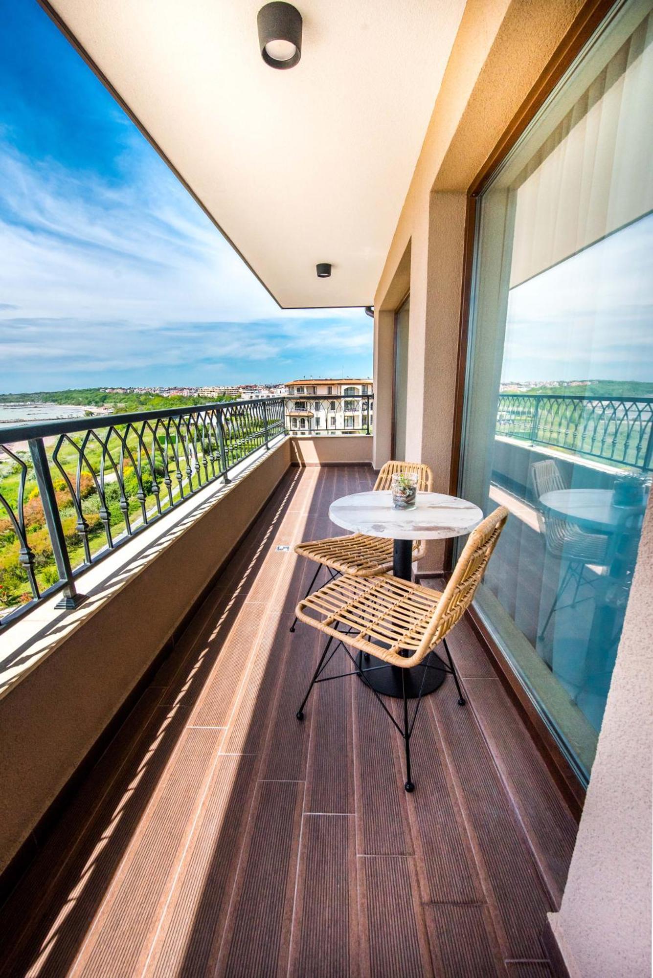 Natura All Seasons Boutique Hotel Burgas ภายนอก รูปภาพ