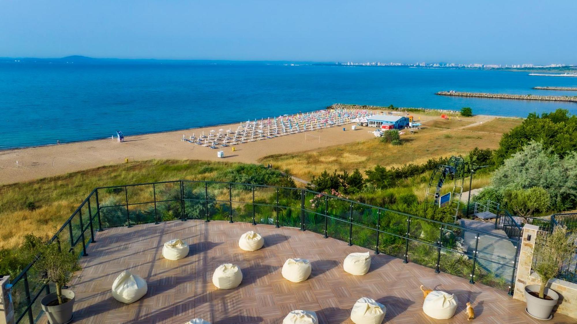 Natura All Seasons Boutique Hotel Burgas ภายนอก รูปภาพ